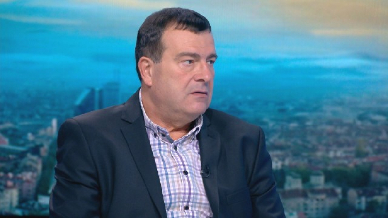 Уволнен зам.-министър проговори за Кацаров и скъпите тестове за учениците 