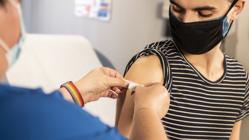 93,94%  от жертвите на COVID-19 в събота нямат ваксини