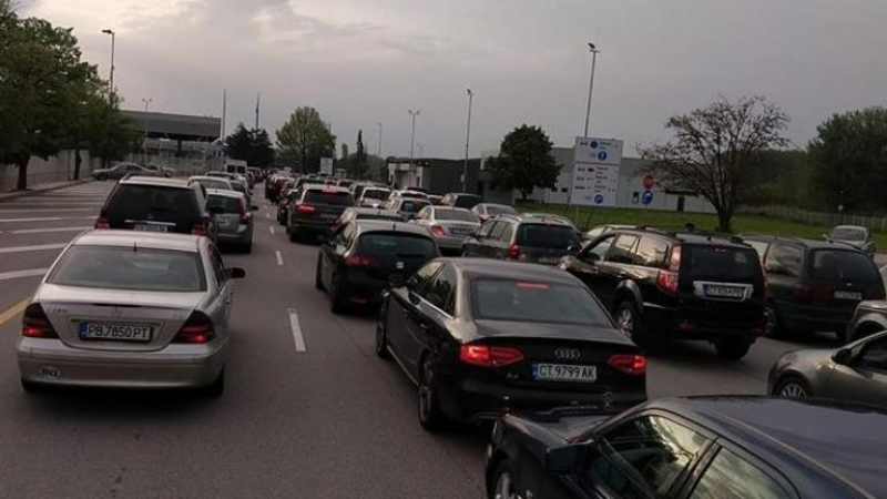 На турската граница е страшно заради одринските пазари СНИМКА