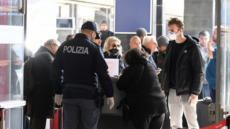 Италианските власти обискираха дома на 51-г социално слаба нашенка и се шашнаха какво има в дюшека ѝ