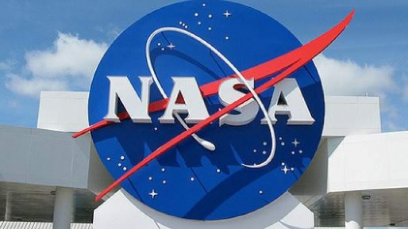 NASA е наела свещеници, за да намерят отговор на ключов въпрос за извънземните