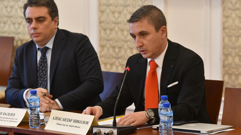 Министър Николов с важна новина за газа