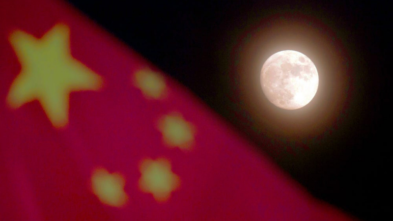 Падна голяма тайна! Китайски учени откриха вода на луната