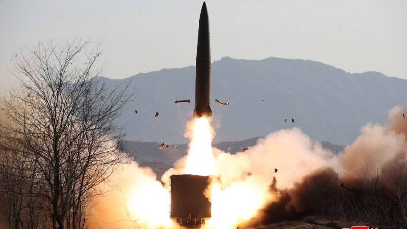 Ето как Северна Корея изстреля ракета от влакова платформа ВИДЕО