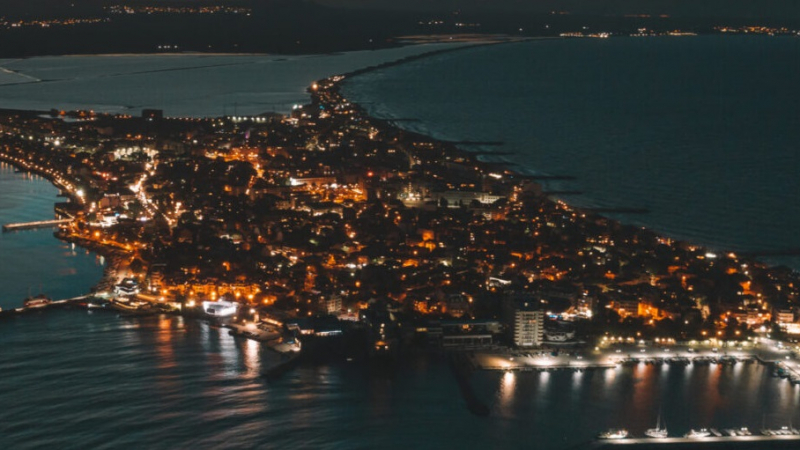Спешни мерки в наш морски град заради цената на тока