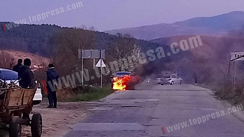 Ново 20! Кола гори в района на зверското убийство на жена в Гърменско СНИМКА