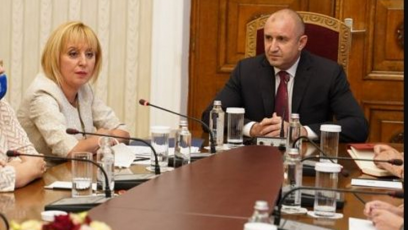Вигенин сложи край на спекулациите за новата партия на Радев и посече Манолова