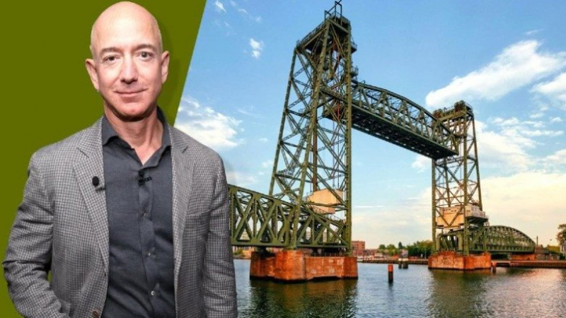 Демонтират исторически мост в Ротердам, за да мине яхтата на Безос СНИМКИ
