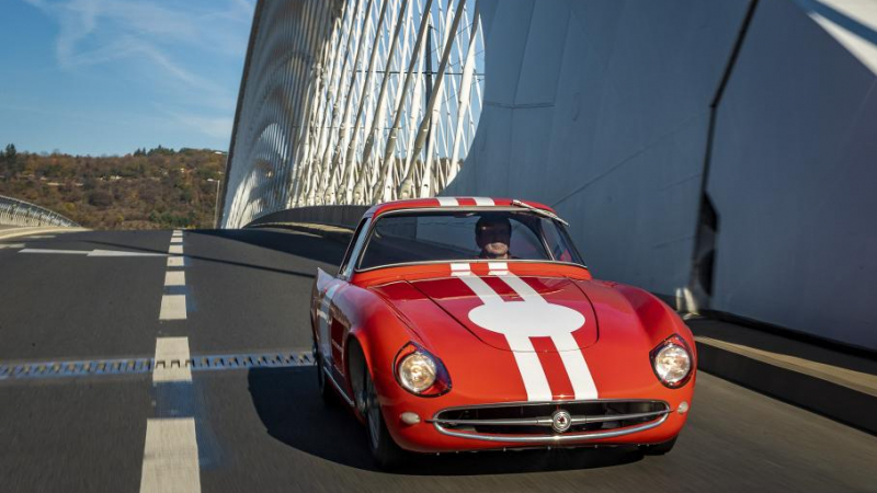 Skoda възстанови уникално състезателно купе от 60-те години ВИДЕО