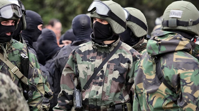 Застреляха двама гърци в Украйна, Гърция зове за евакуация