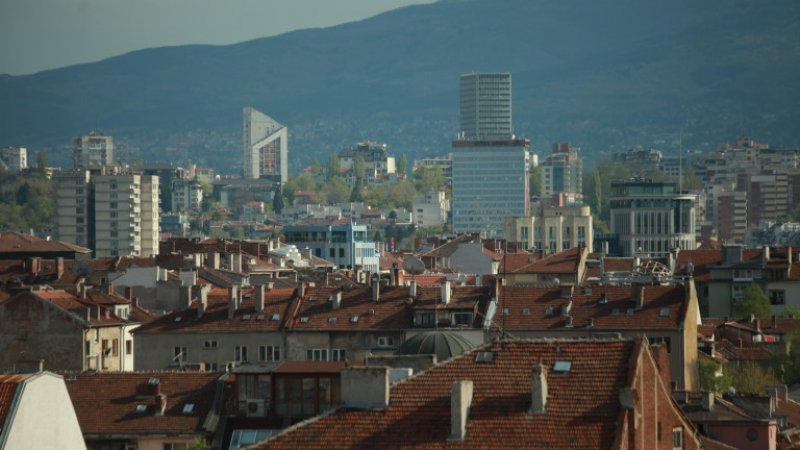 Лошо: Европейски експерти предупредиха за имотен балон в България и уязвимост на пазара 