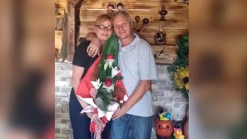 Съпругата на един от изчезналите българи в Гърция държи телефона и се надява на чудо ВИДЕО