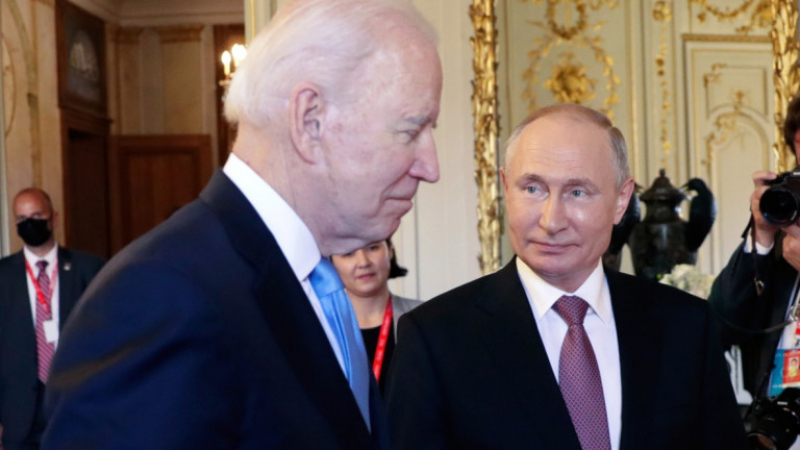 Гореща новина: Байдън и Путин приеха предложението на Макрон за...