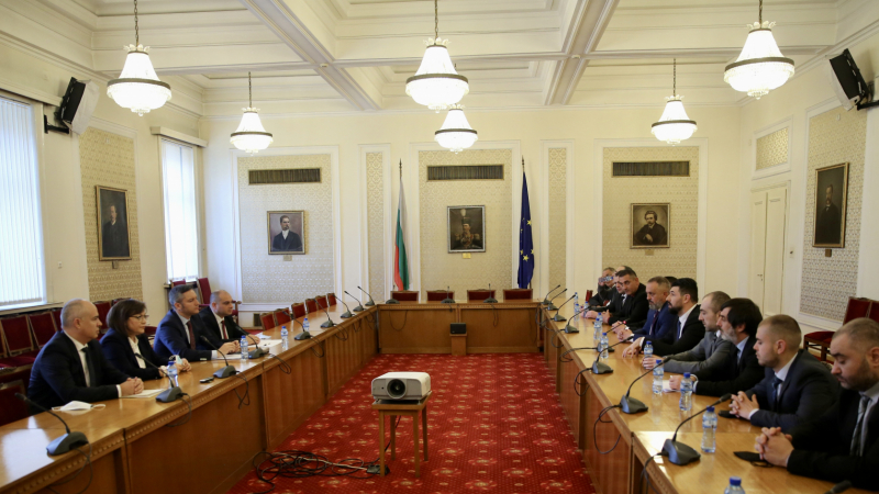 БСП се срещна с представители на българите в Северна Македония