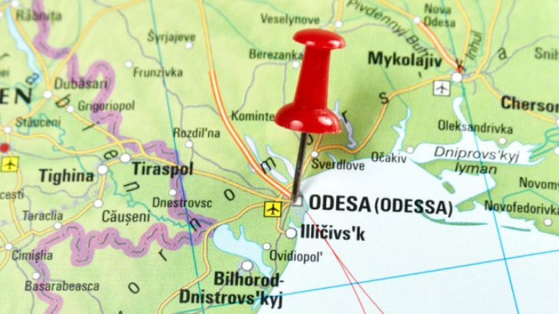 Генералният консул на България в Одеса: Евакуация е възможна само през...