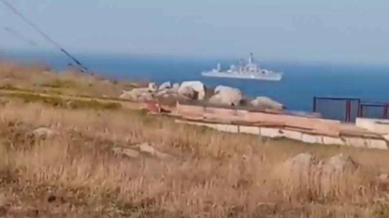 Последни думи на украински граничар към руски боен кораб: "Нач.. си го!" ВИДЕО