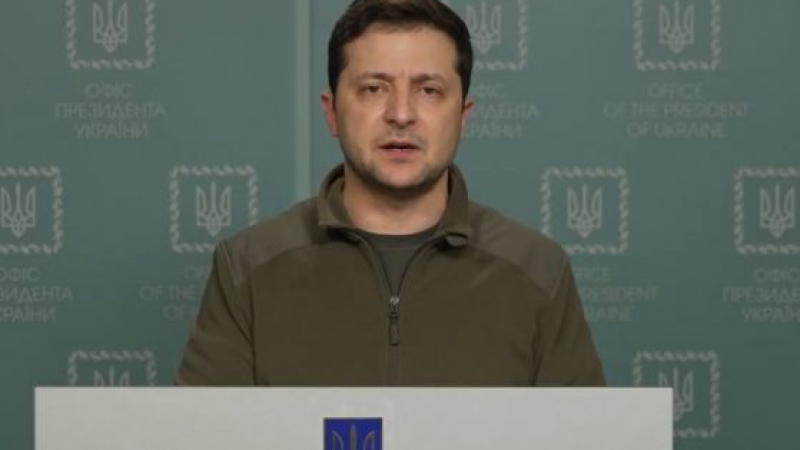 Зеленски: Ще бъде много тежка нощ, руските войски готвят щурм ВИДЕО