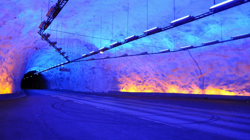 Инженерни чудеса: Най-дългите тунели за автомобили в света
