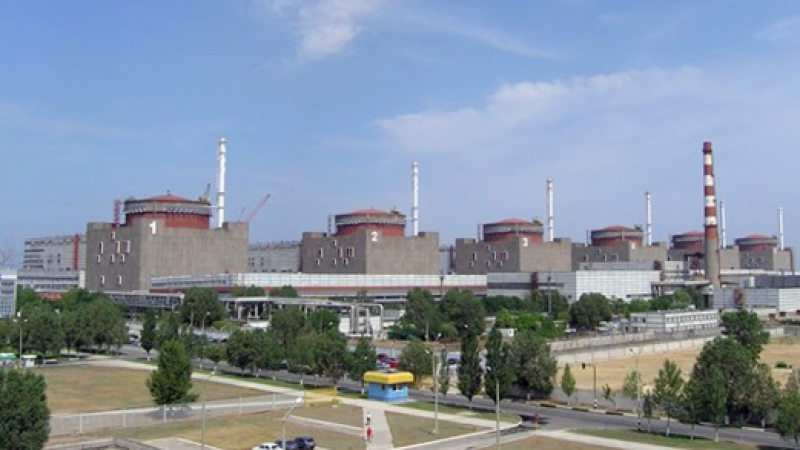 Руски военни поеха контрола над Запорожската атомна електроцентрала
