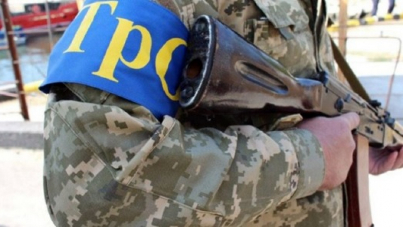 Банди "доброволци" се изпотрепаха край Киев с раздаденото им от властите оръжие ВИДЕО 18+