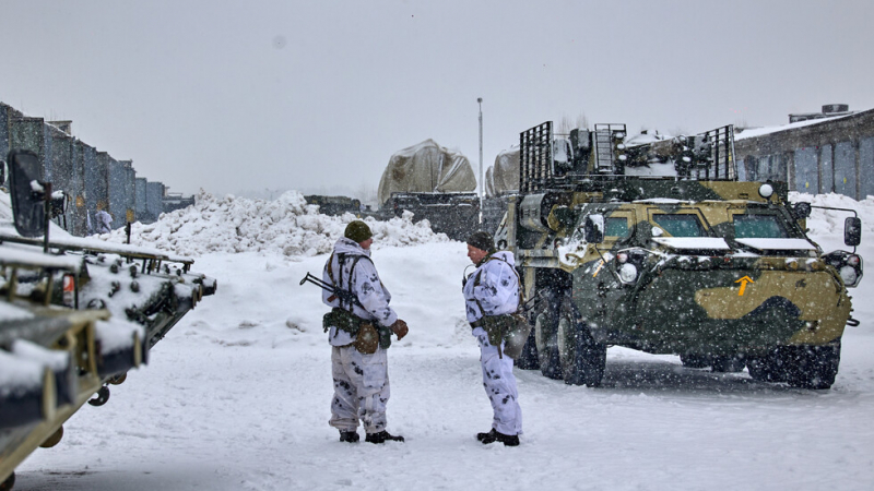 Руски военни превзеха стратегическо пристанище на Черно море