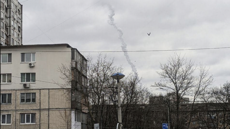 Мощен взрив разтърси Киев, ето какво се случва ВИДЕО
