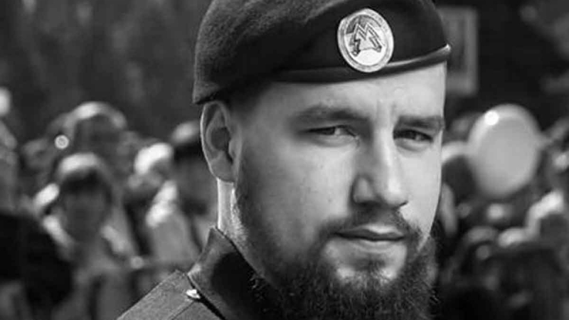 Прочутият командир на "Спарта" загина, защитавайки евакуирани от Волноваха от нападение на украински радикали 