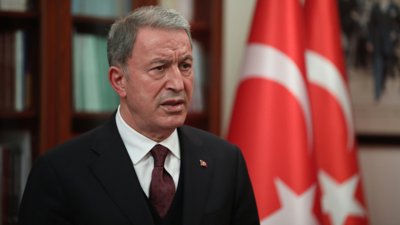 Турският министър на отбраната разговаря с руския си колега