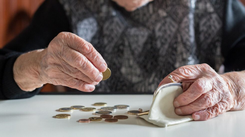 Пенсионерите ликуват: Ето с колко реално ще индексират пенсиите от лятото