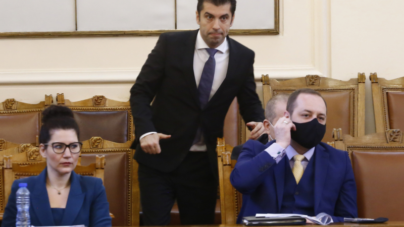 Плевнелиев разкри ново национално предателство на кабинета "Петков"