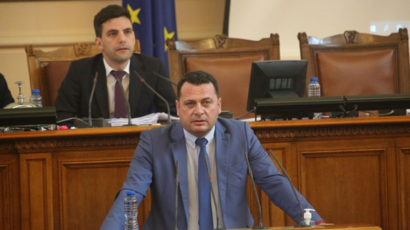 Иван Ченчев, БСП: Младежката политика е изключително важна за България