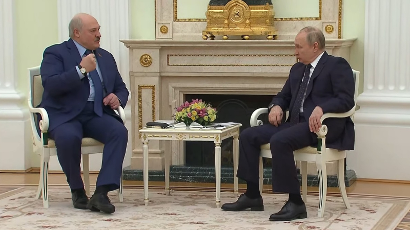 Путин съобщи на Лукашенко добри новини за преговорите с Киев