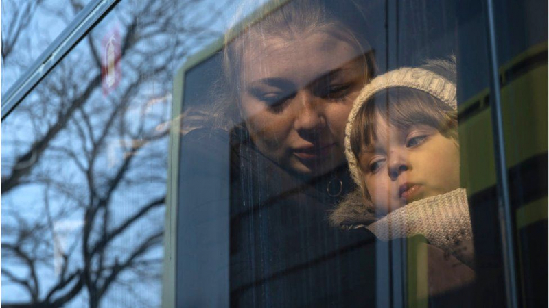 Атакуваха влак, предназначен за украински бежанци