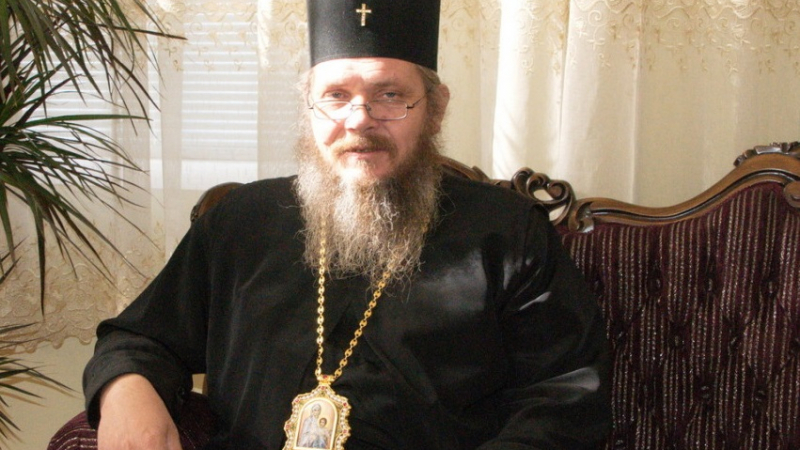 Свещеници oт България тръгват към Украйна