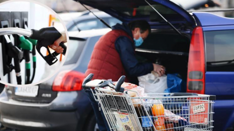 Румънци и гърци пазаруват като невидели у нас, изпразват магазините 