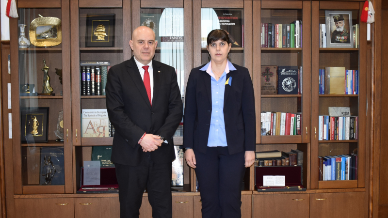 Гешев и главният прокурор на Европейската прокуратура Лаура Кьовеши проведоха работна среща