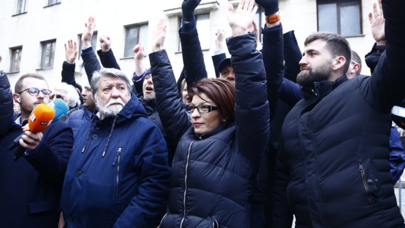 Готвят се показни арести на бивши министри по списък на Лена Бориславова ВИДЕО