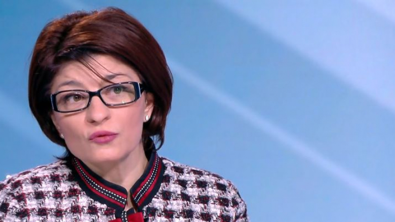 Деси Атанасова към Ризова: Знаете ли какво видях в протокола на МВР за иззетото от Борисов?!