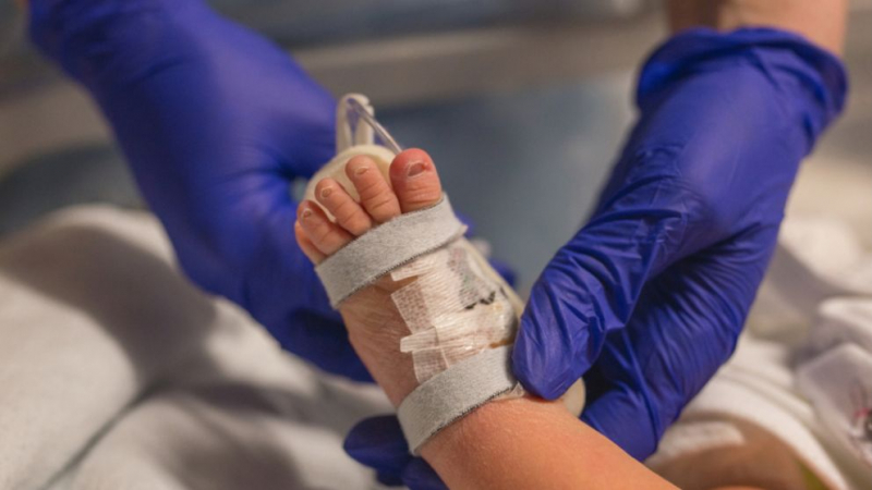 След тежка телесна повреда почина бебето от търговищката болница! 