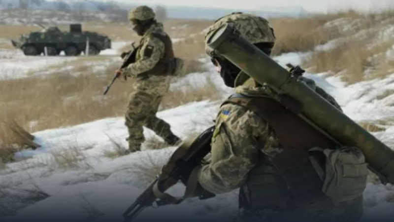 Военен анализатор разкри как руските войски изтощават въоръжените сили на Украйна с "блуждаеща тактика"