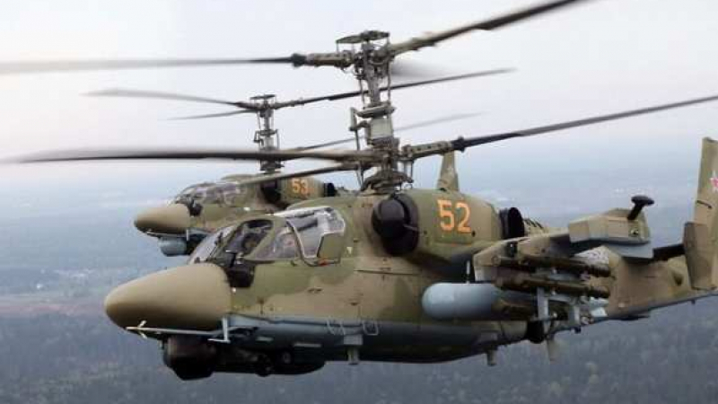 Виртуозно приземяване на руски хеликоптер Ка-52, попаднал под обстрел в Украйна ВИДЕО