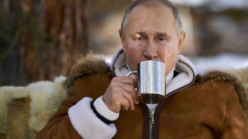 Руска медия сензационно: Путин е болен от рак! Заради това не се разделя с...