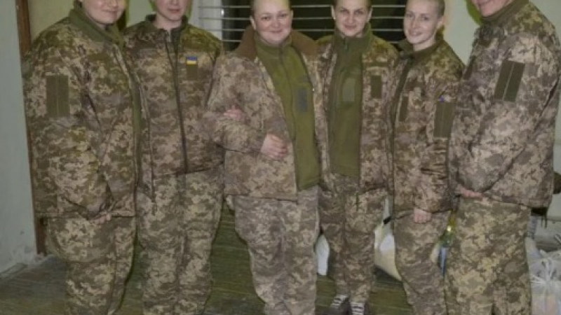 Украински военнослужещи се оплакаха от секс тормоз и унижения докато са били в плен 18+