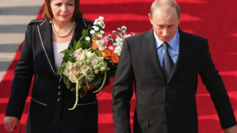 УНИАН със скандална новина за Путин и бившата му съпруга