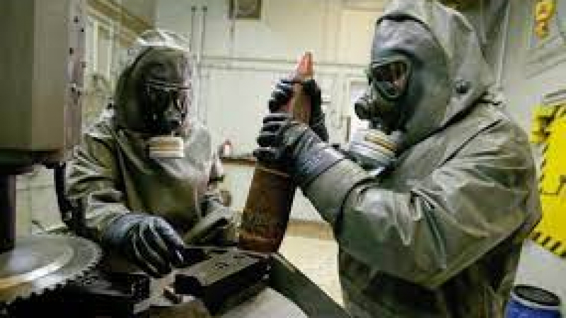 Киев се усъмни в твърденията си за химическо оръжие в Мариупол: Вероятно било...