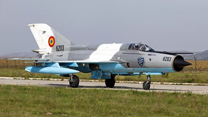 Румъния дава флотата си от модернизирани МиГ-ове на Киев