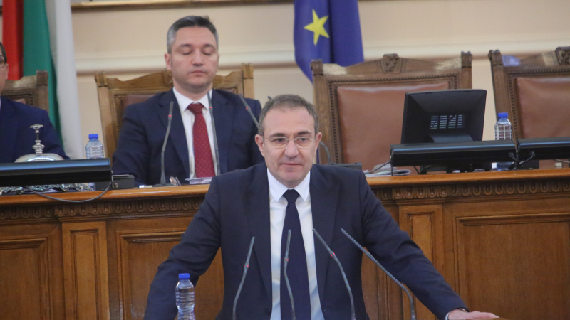 Гуцанов: Пътищата се превърнаха в нарицателно на корупцията на ГЕРБ през последните 12 години