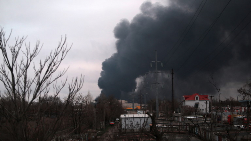 Руски военни обстрелваха Днепропетровска област, повредиха железопътна инфраструктура