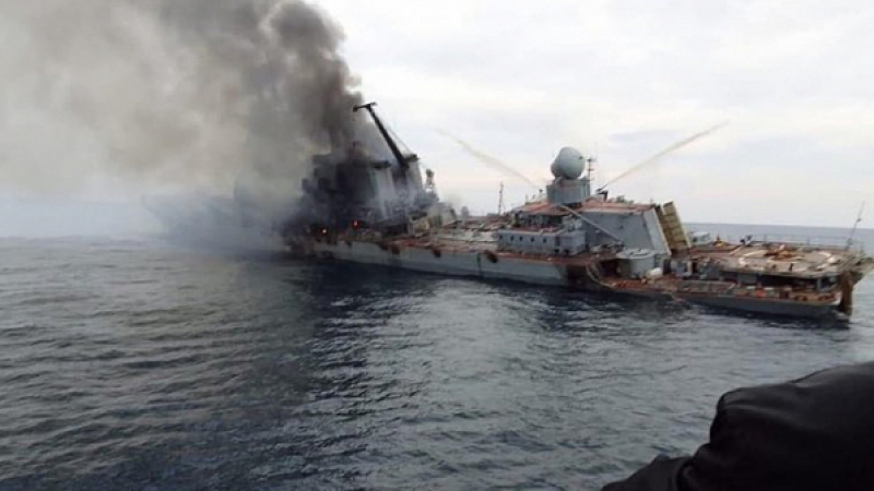 Русия обяви колко са жертвите от крайцера "Москва", срината е базата на "Азов" в Мариупол