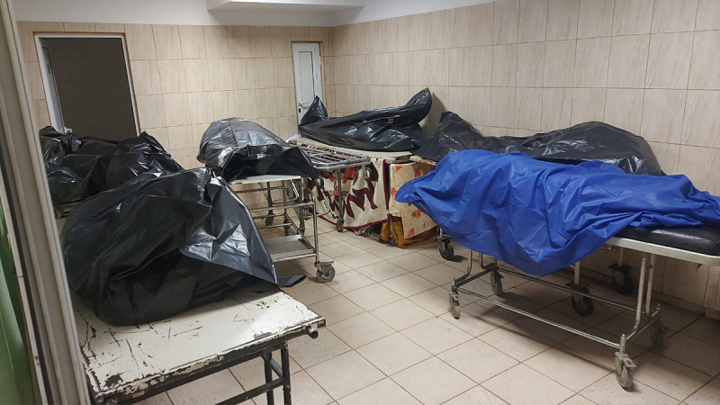 Моргата в Бургас прелива от трупове на бежанци, лекарите със спешен апел към властите
